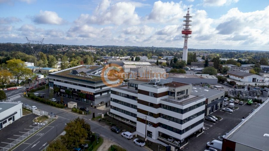 Bureau à louer 156 m² - Artigues-près-Bordeaux