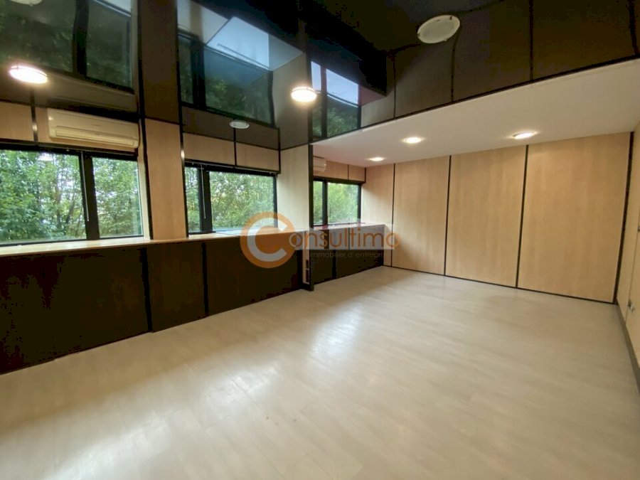 Bureau à louer 42 m² - Cenon