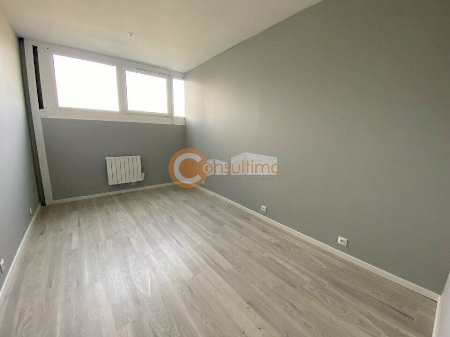 Local d'activité à louer 165 m² - Beychac-et-Caillau