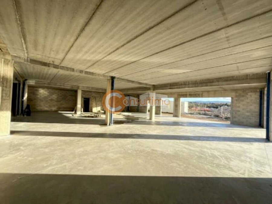 Local d'activité à louer 346 m² - Saint-Jean-d'Illac