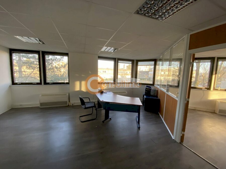 Bureau à louer 140 m² - Bruges