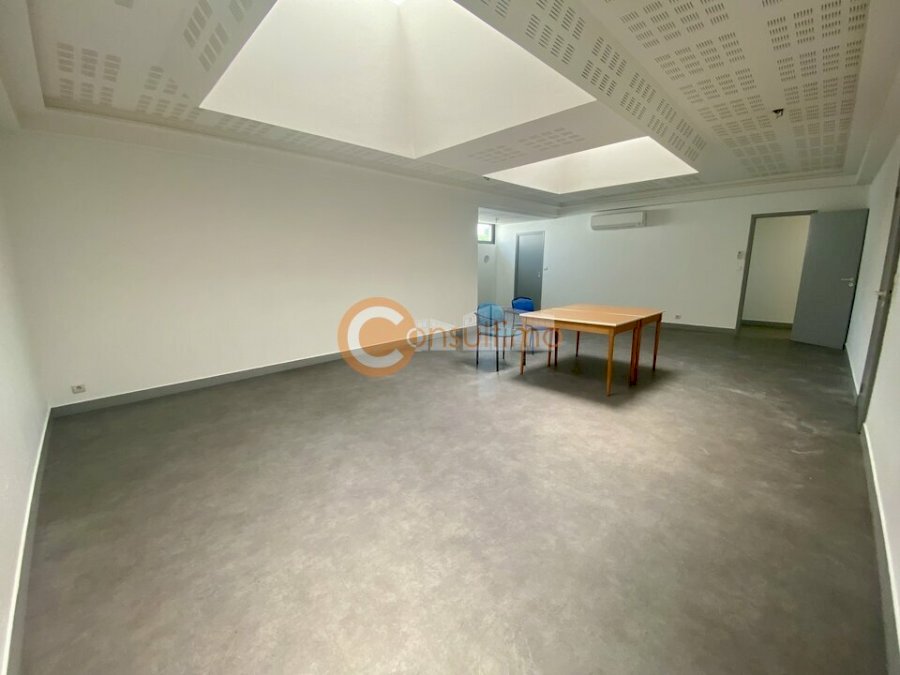 Bureau à louer 251 m² - Artigues-près-Bordeaux