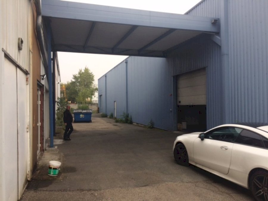 Local d'activité à louer 655 m² - Bordeaux