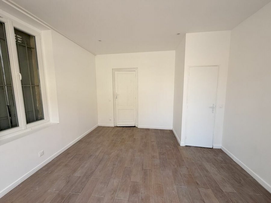 Local d'activité à louer 17 m² - Bordeaux