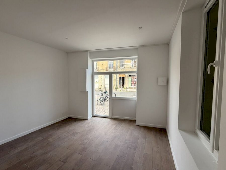 Local d'activité à louer 17 m² - Bordeaux