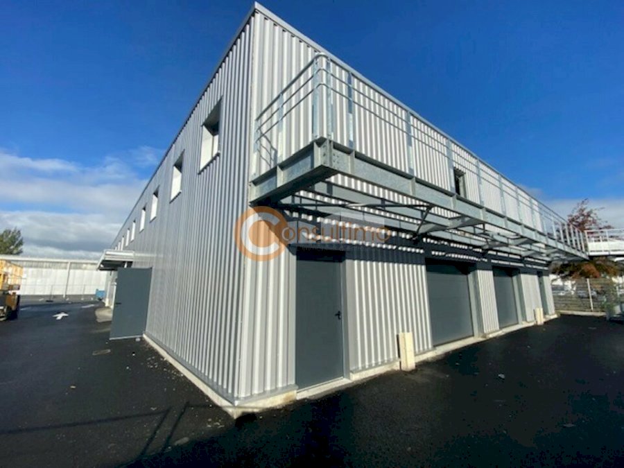 Local d'activité à louer 47 m² - La Teste-de-Buch