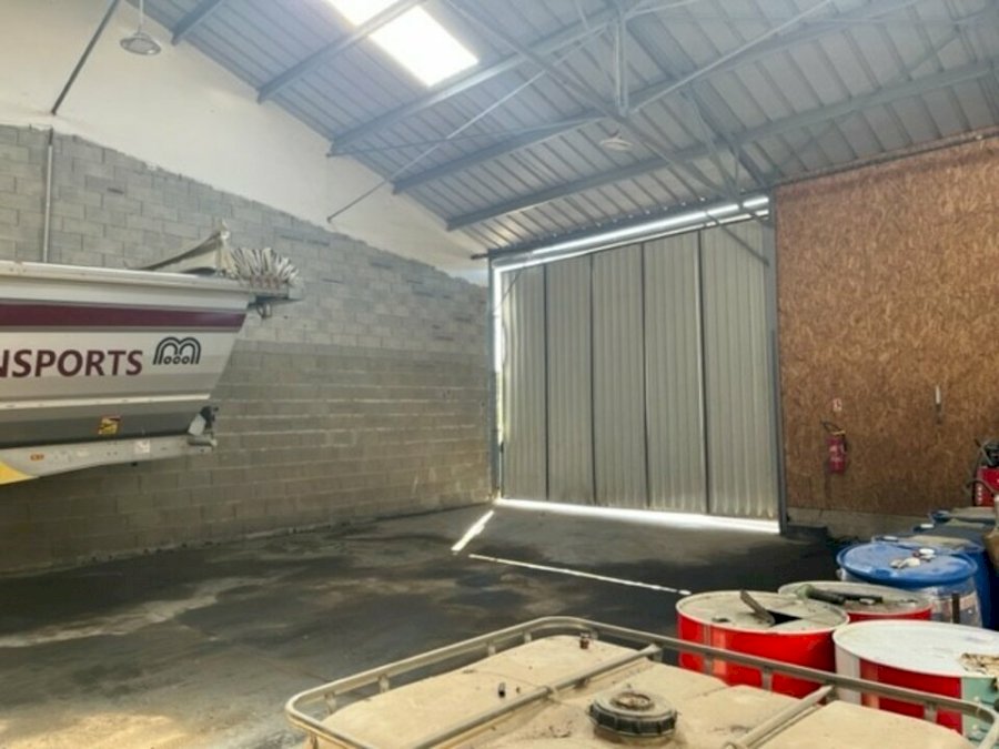 Local d'activité à louer 550 m² - Nérigean