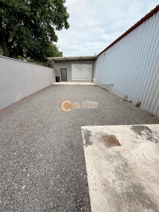 Local d'activité à louer 42 m² - La Teste-de-Buch