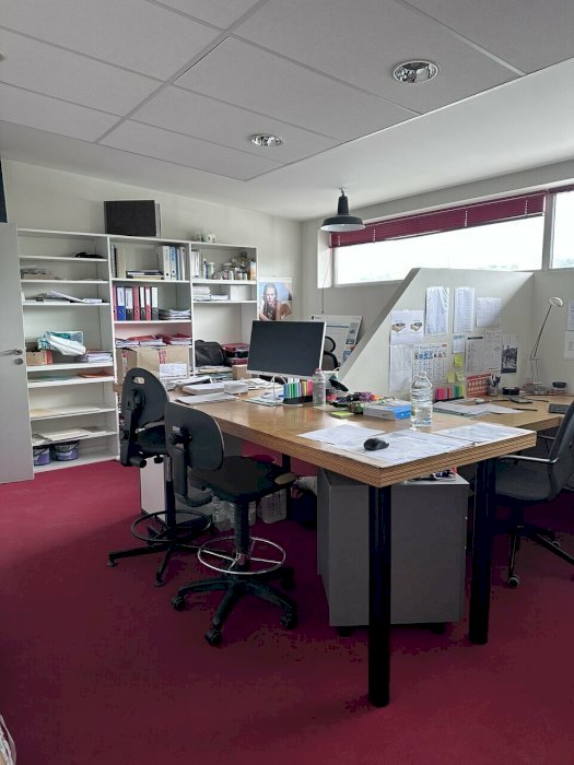 Local d'activité à acheter 639 m² - Floirac