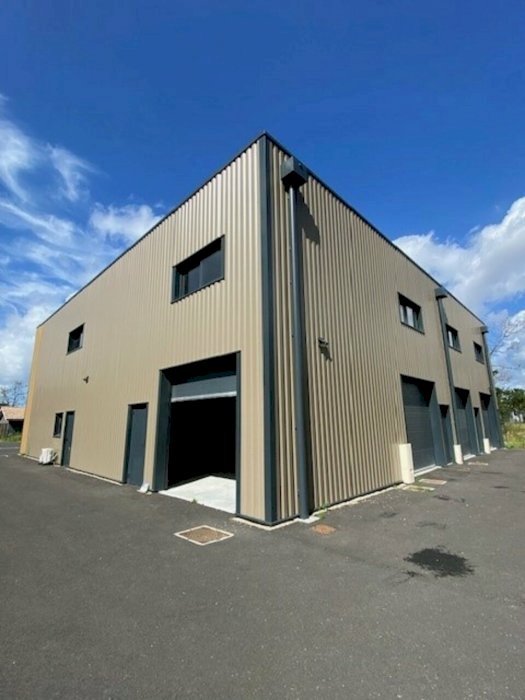 Local d'activité à louer 78 m² - Audenge