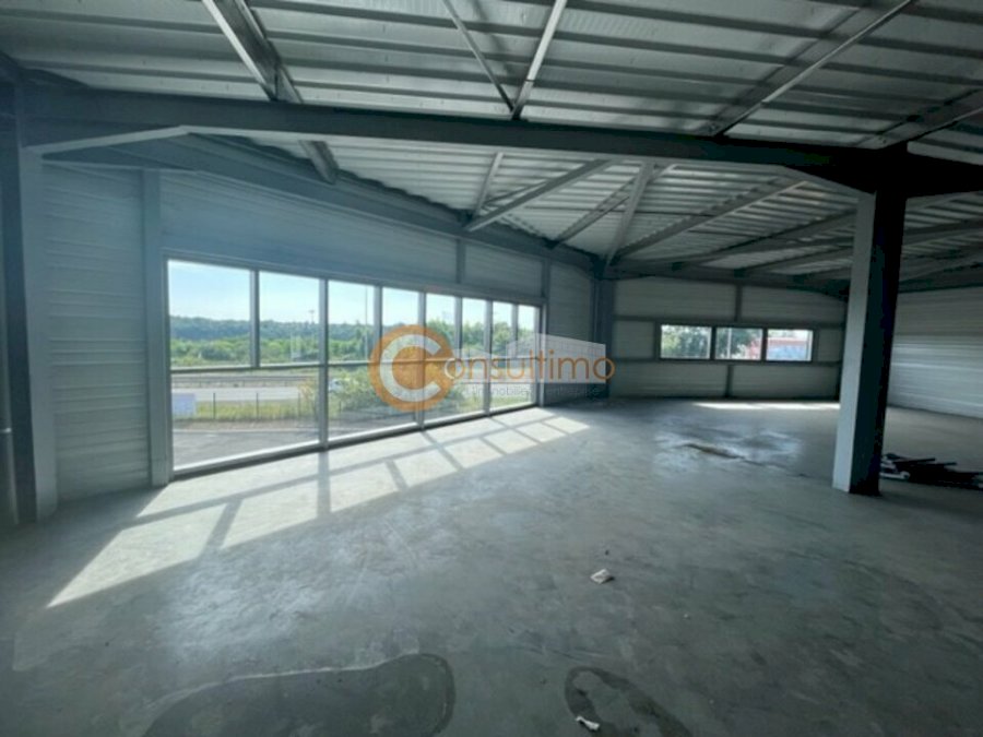Local d'activité à acheter 273 m² - Poitiers