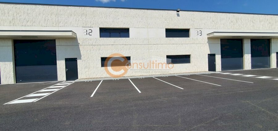 Local d'activité à louer 224 m² - Izon