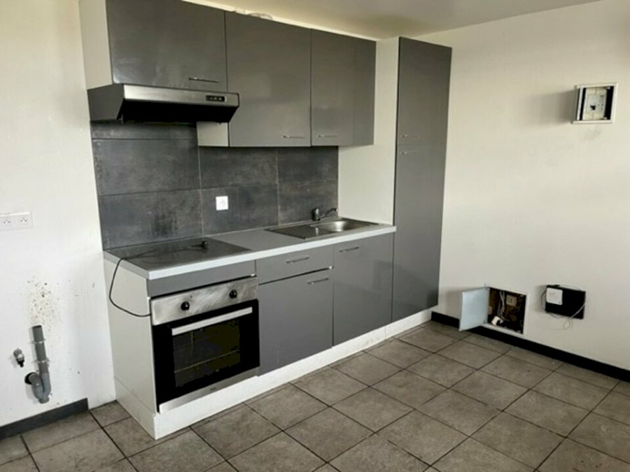 Entrepôt à acheter 1300 m² - Saint-Loubès