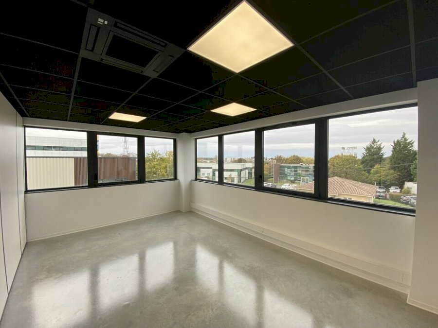 Bureau à acheter 156 m² - Artigues-près-Bordeaux
