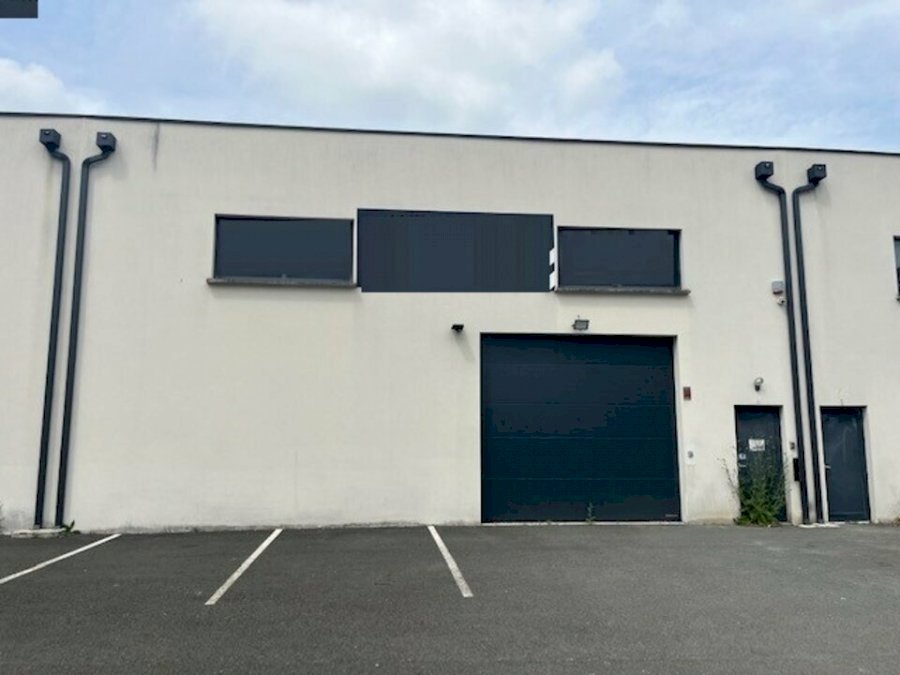 Local d'activité à louer 250 m² - Montussan