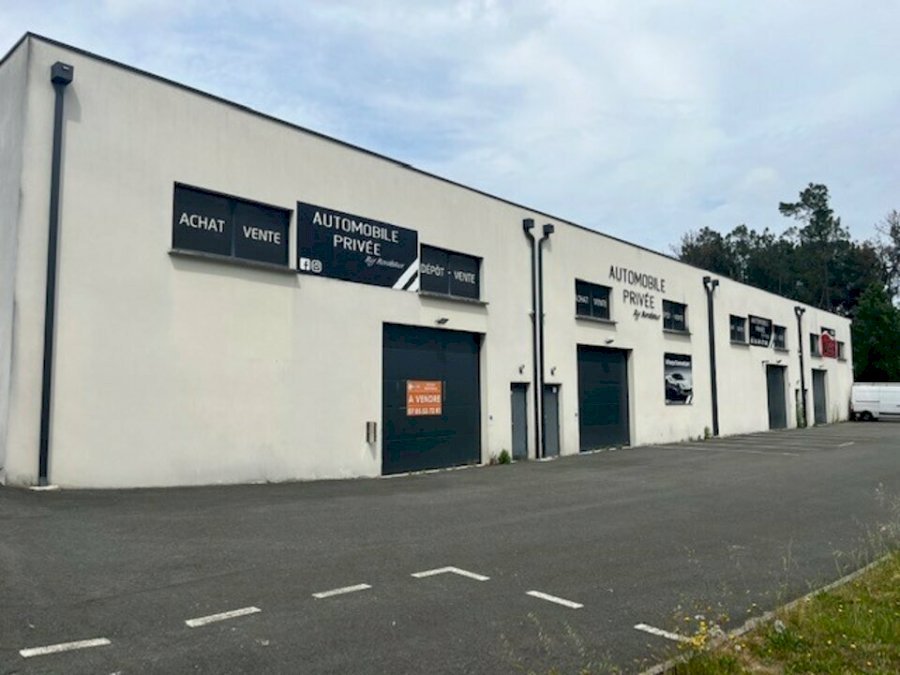 Local d'activité à louer 250 m² - Montussan