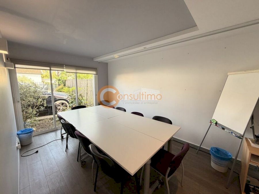 Local d'activité à acheter 176 m² - Cenon