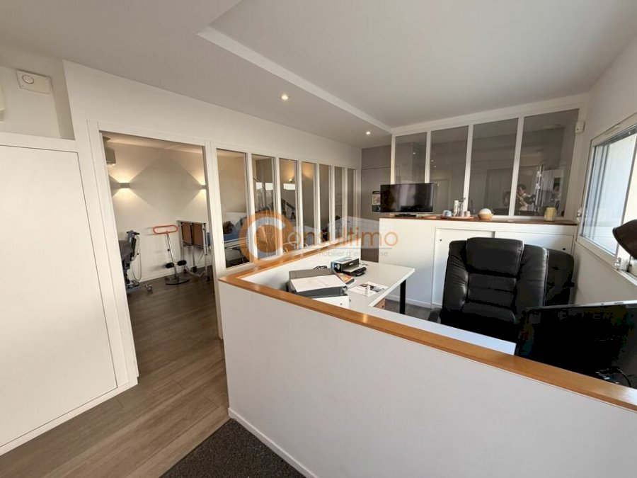 Local d'activité à acheter 176 m² - Cenon