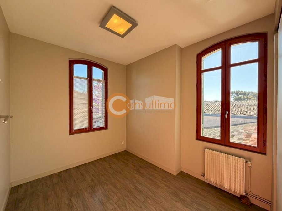 Bureau à louer 60 m² - Saint-Germain-du-Puch