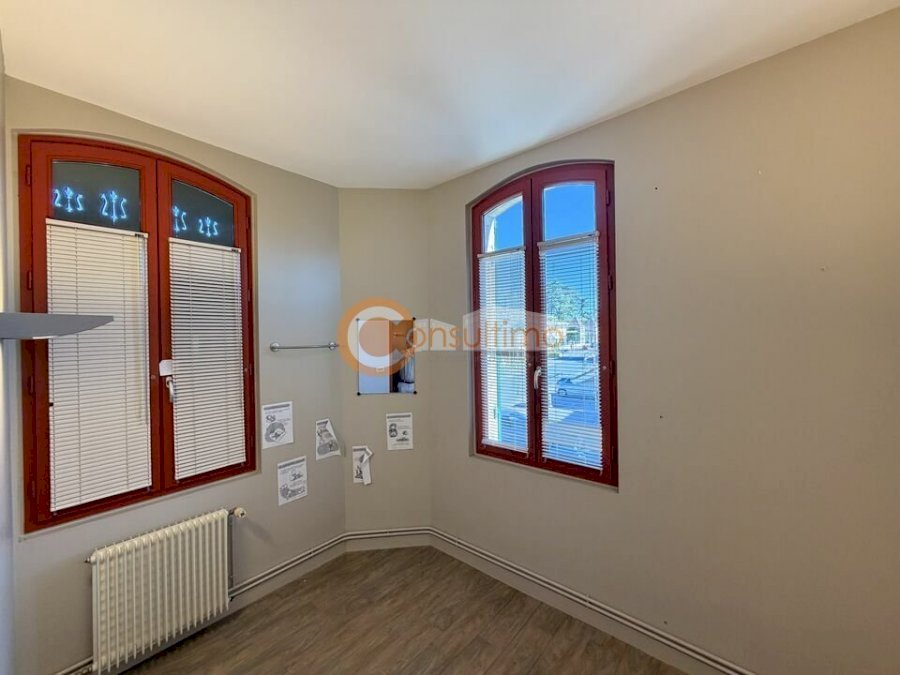 Bureau à louer 60 m² - Saint-Germain-du-Puch