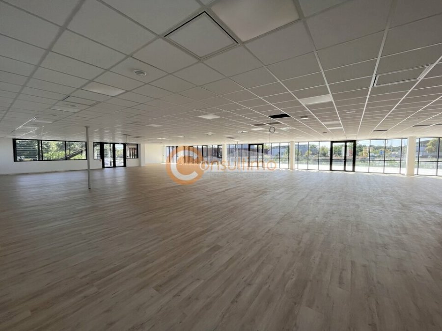 Bureau à louer 500 m² - Mérignac