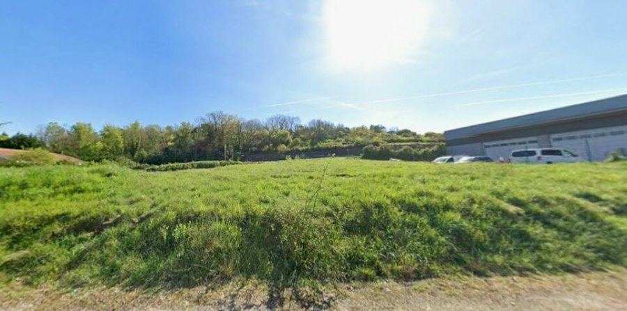 Terrain à acheter 2000 m² - Bassens