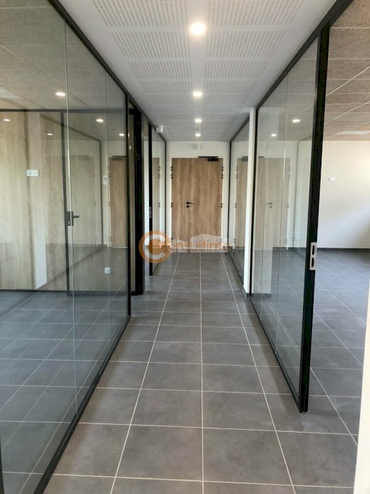 Bureau à louer 266 m² - Cenon