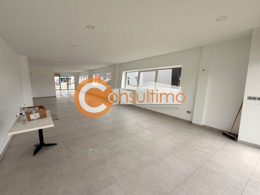 Local commercial à louer 105 m² - La Teste-de-Buch