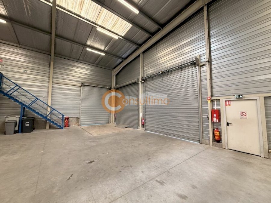 Local d'activité à louer 1500 m² - Estillac