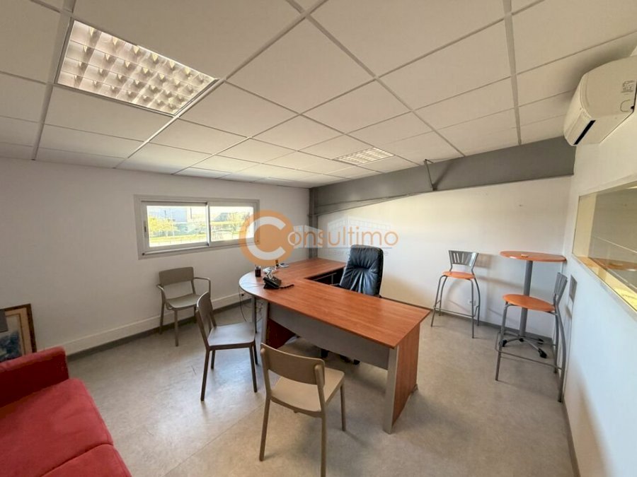 Local d'activité à louer 1500 m² - Estillac
