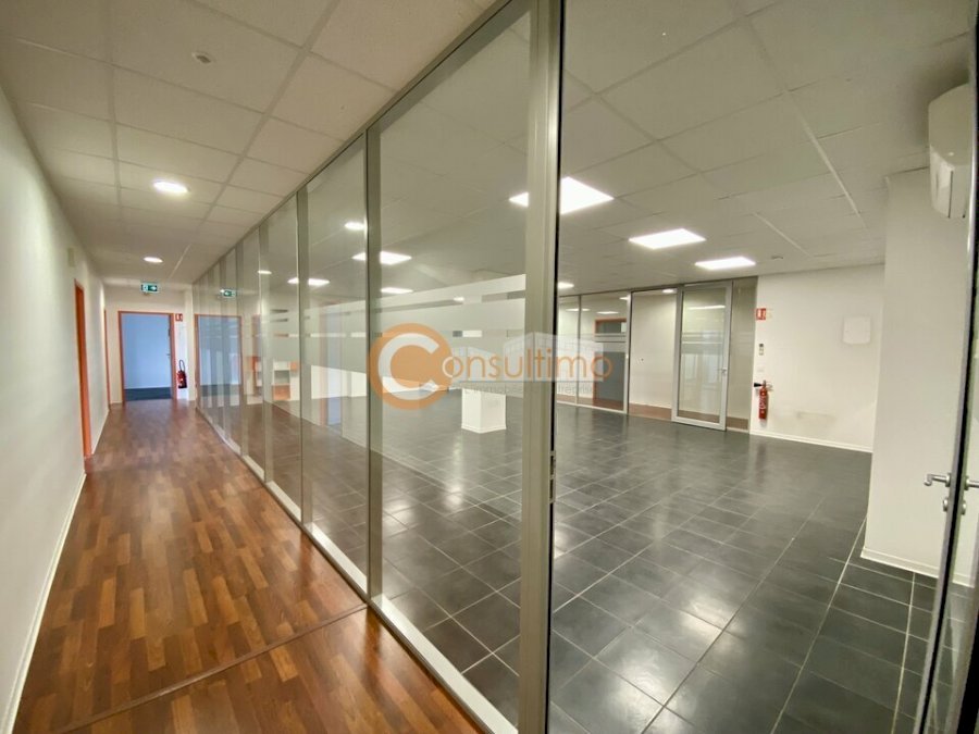 Bureau à louer 490 m² - Gradignan