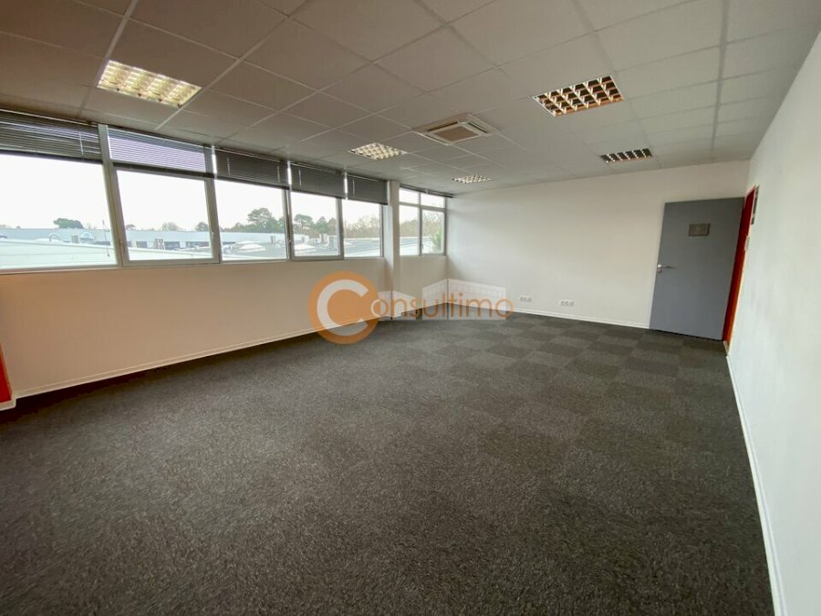 Bureau à louer 490 m² - Gradignan