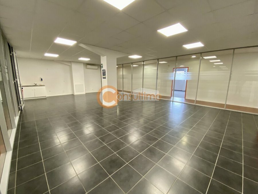 Bureau à louer 490 m² - Gradignan