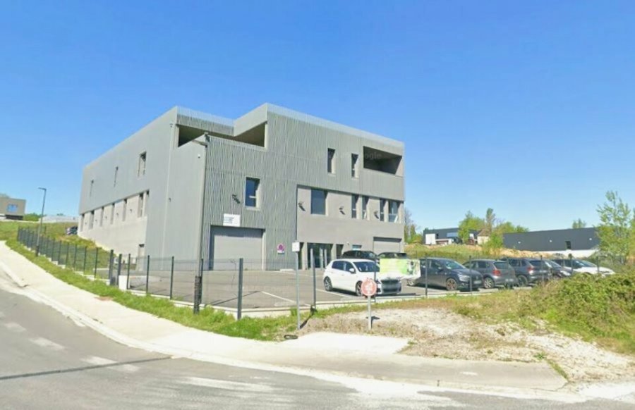 Local d'activité à louer 350 m² - Montussan