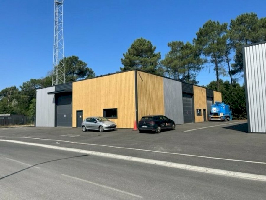 Local d'activité à louer 600 m² - Martignas-sur-Jalle