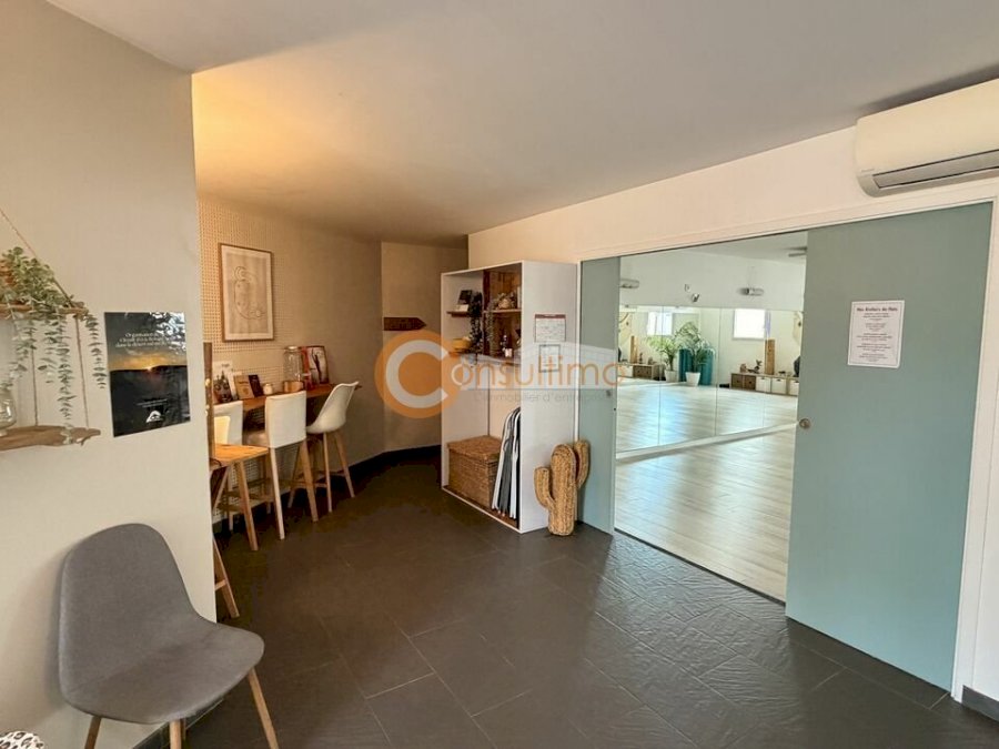 Local commercial à acheter 135 m² - Bordeaux