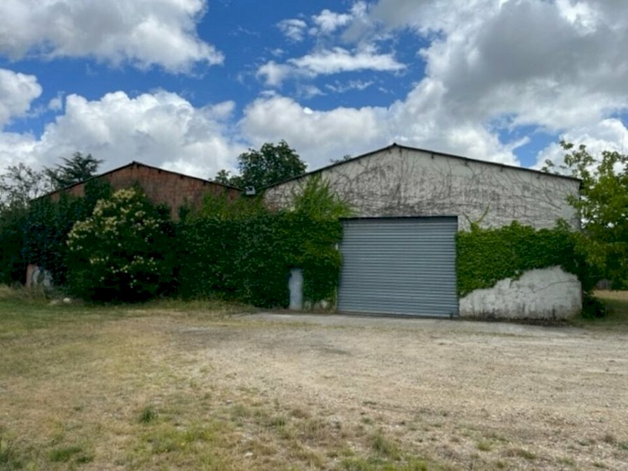 Local d'activité à acheter 300 m² - Saint-Loubès