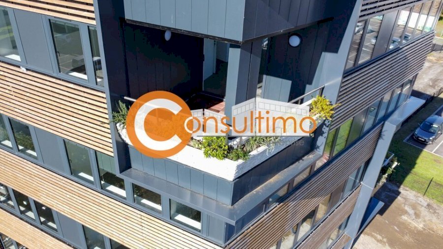 Bureau à louer 157 m² - Talence