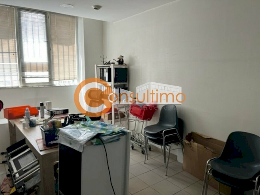 Local d'activité à louer 420 m² - Bordeaux