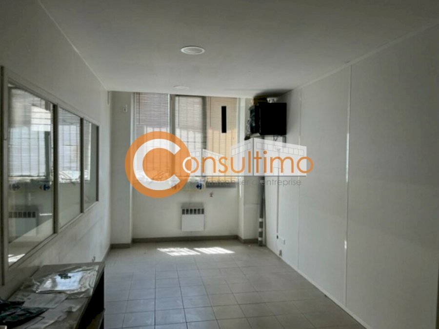 Local d'activité à louer 420 m² - Bordeaux