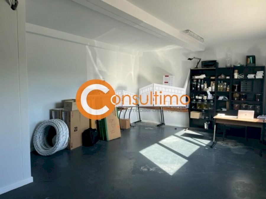 Local d'activité à acheter 350 m² - Izon