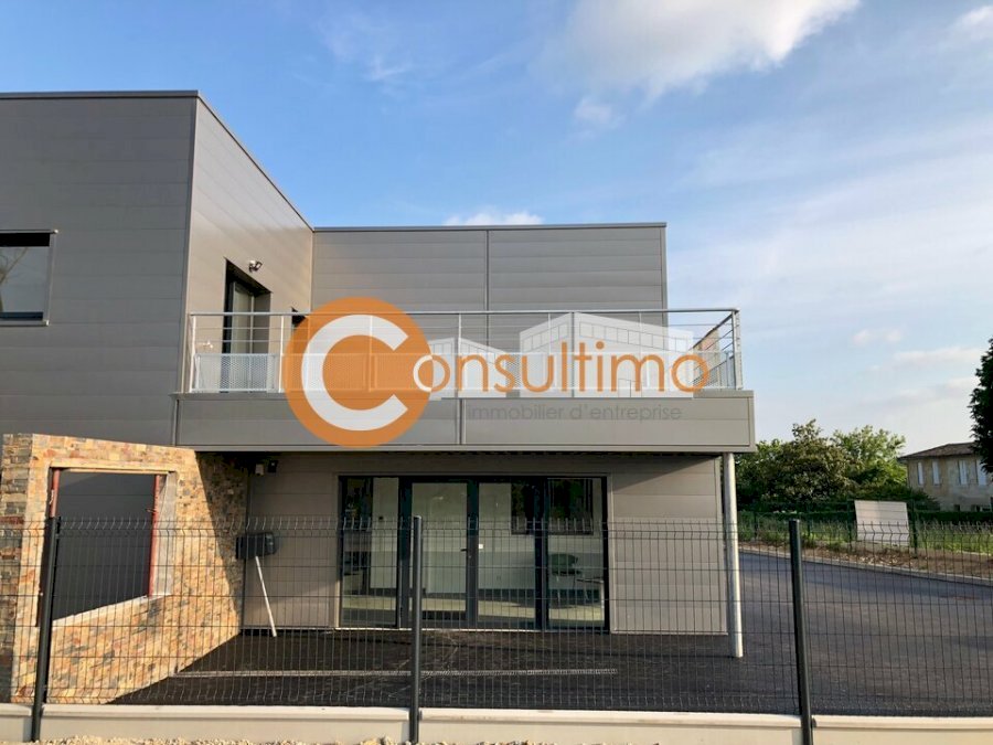 Local d'activité à acheter 1286 m² - Pompignac