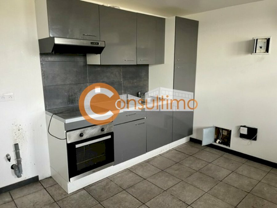 Entrepôt à acheter 1300 m² - Saint-Loubès