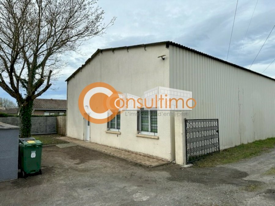Local d'activité à louer 200 m² - Ambarès-et-Lagrave