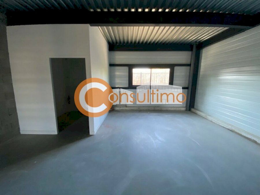 Local d'activité à louer 140 m² - Gujan-Mestras