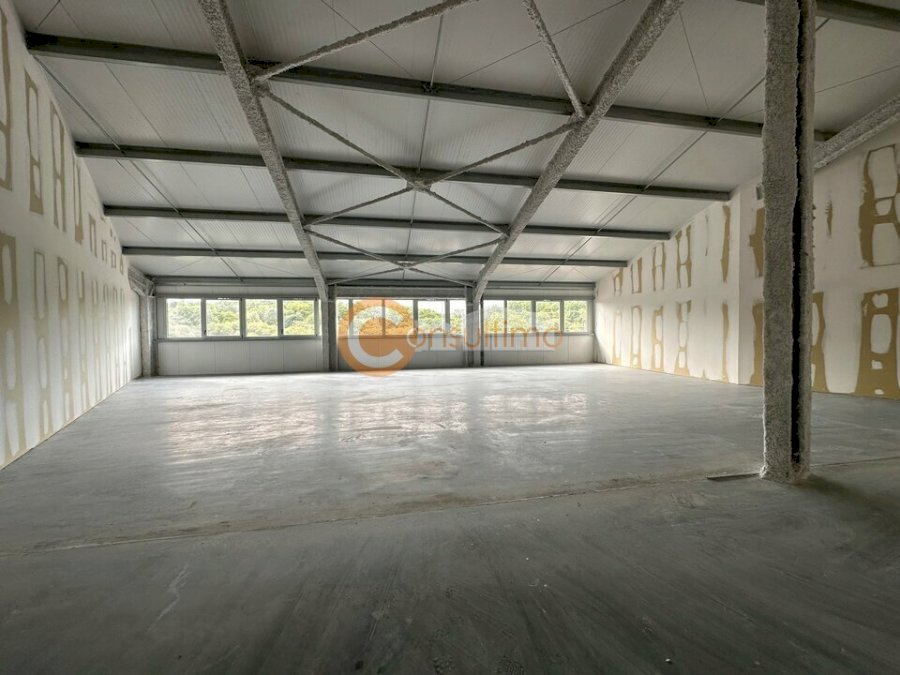 Bureau à acheter 136 m² - Carbon-Blanc