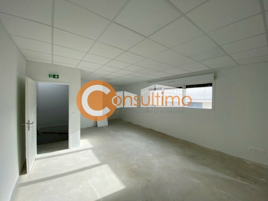 Local d'activité à louer 225 m² - Mios