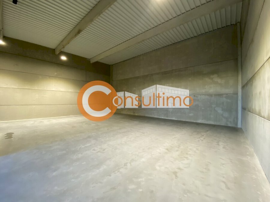 Local d'activité à louer 225 m² - Mios