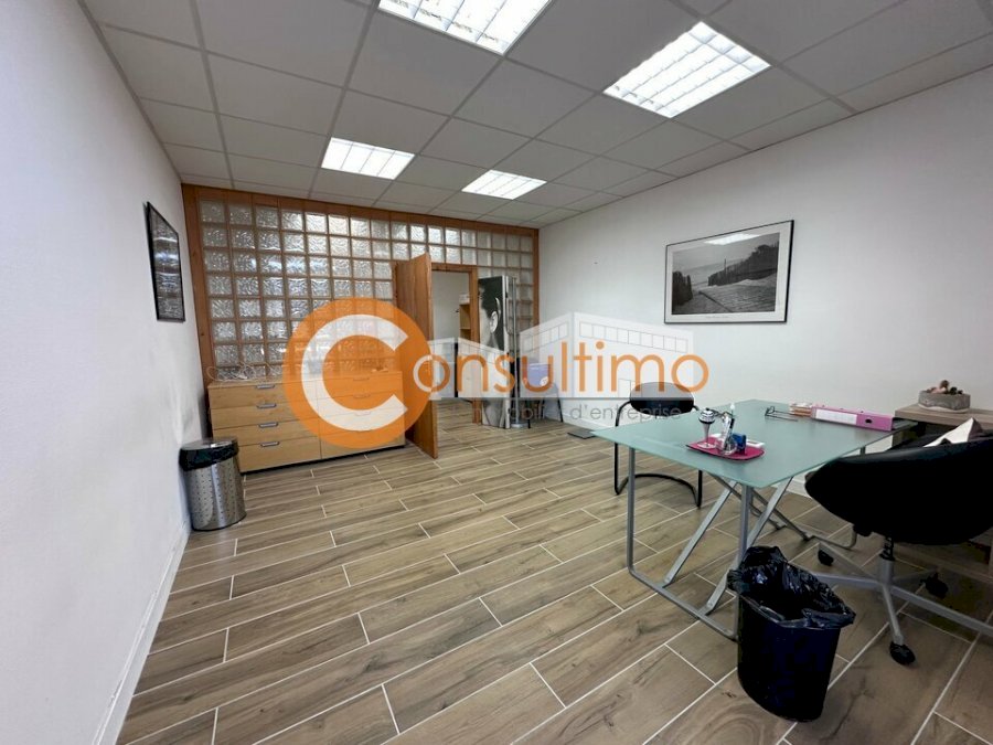 Local d'activité à acheter 55 m² - Libourne