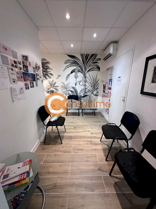 Local d'activité à acheter 55 m² - Libourne
